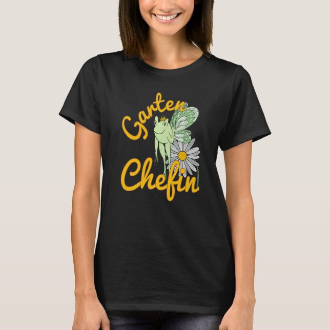 Garden Saying Garden Chef Frog Elf With Flower T Shirt (Framsida)