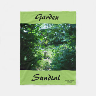 GARDEN SUNDIAL FLEECEFILT