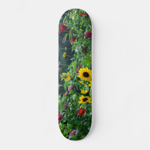 Garden View, daisy, kosmos, solblommor, morsa Skateboard Bräda 19,5 Cm