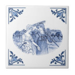 Gardeners Girl Vintage Delft Corner Blue and White Kakelplatta<br><div class="desc">Detta är ett modernt intag på det historiska stil, inspirerat av vintage antika nederländska Delft-plattor från 1700-talet. "Blå och vita delfeta kläder", "1900-talets 1800-talskläder", "1800-talets 1800-talskläder", "romantiska perioder drama ", "marinhistoriskt jordbrukardekorativt", "kvinnlig trädgårdsodling på traditionell landsbygd", "kärlek daterad i land"." antika hörn av klassisk blommigt, "hörn av landsbygdsblomman blomning", "flickklänning...</div>