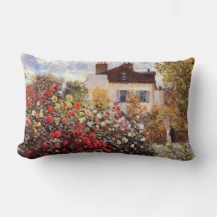 Gardens hörn med Dahlias Monet Fine Art Lumbarkudde