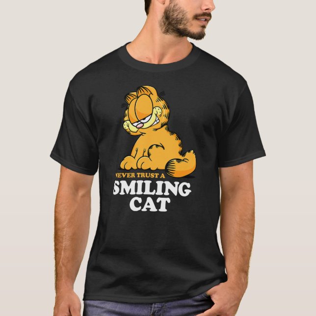 Garfield - Never Trust A Smiling Cat Sarcastic Gra T Shirt (Framsida)
