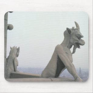 Gargoyle från balustraden av det stort musmatta
