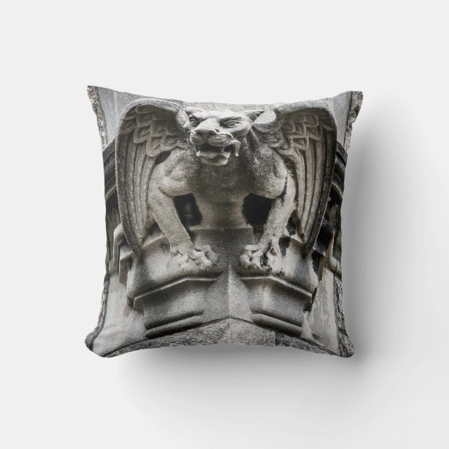 Gargoyle Pillow Kudde (Framsida)