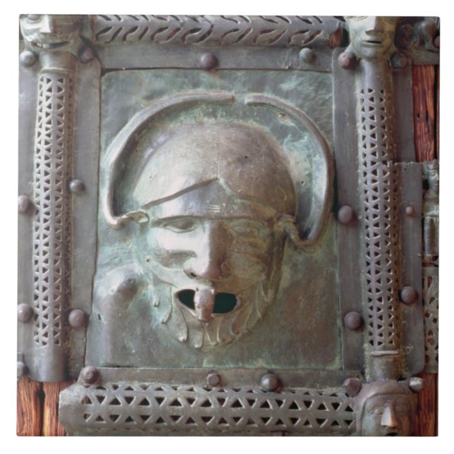 Gargoylepanel från den vänstra dörren av portalen, kakelplatta (Framsidan)