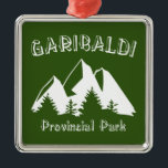 Garibaldi Provincial Park Julgransprydnad Metall<br><div class="desc">Garibaldi Provincial Park i Kanada,  som är belägen i hjärtat av bergen i Kusten bara 70 km norr om Vancouver och som erbjuder mer än 90 km etablerade vandringskedjor,  vackra sjöar och boskapstoppar,  är ett favoritårligt mål för utomhusentusiaster.</div>