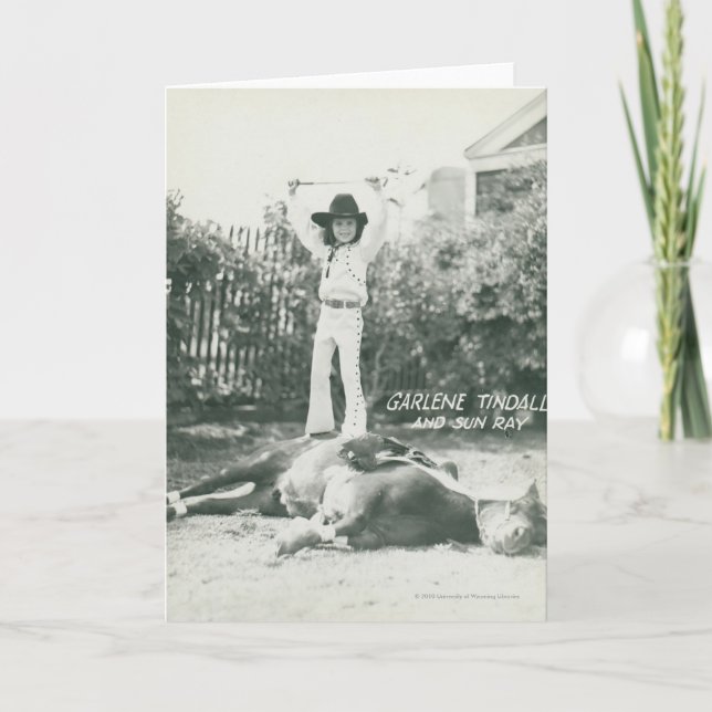 Garlene Tindall anseende på en trickhorse. Kort (Framsida)