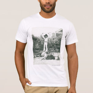 Garlene Tindall anseende på en trickhorse. T-shirt