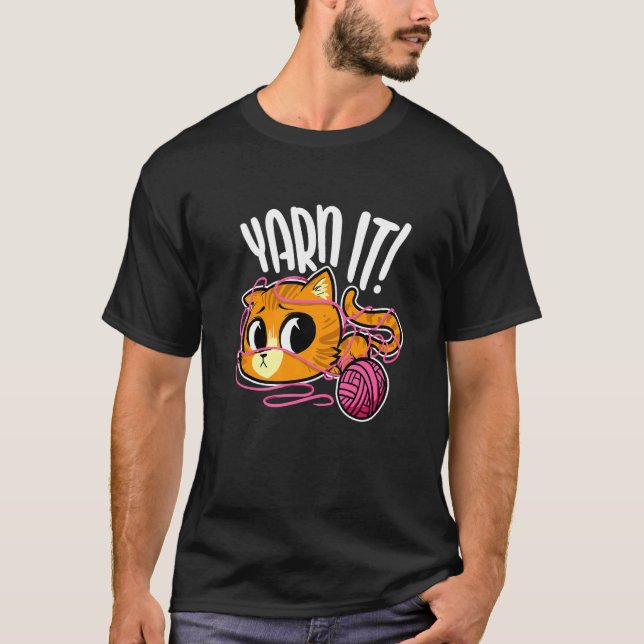 Garn Det Stickar Stickning Virkning Virka Katt T Shirt (Framsida)