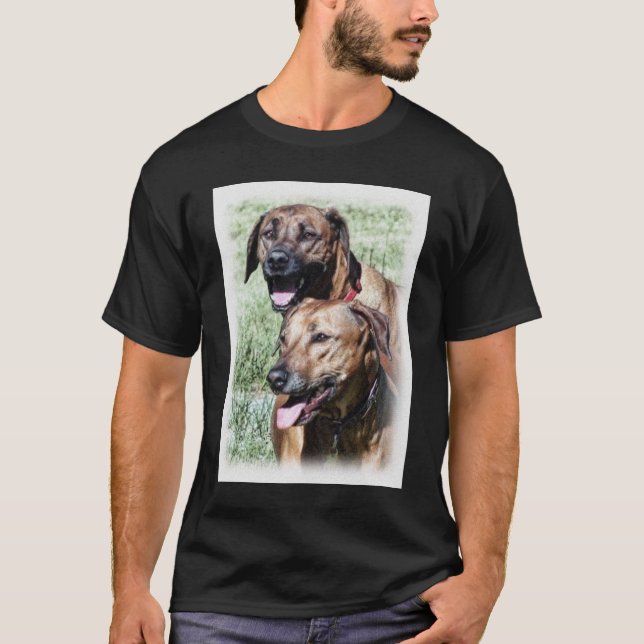 Garvey och Kenya i pastell T-shirt (Framsida)