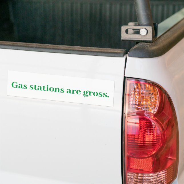 Gas Station är grovt. Bumper Sticker Bildekal (På lastbil)