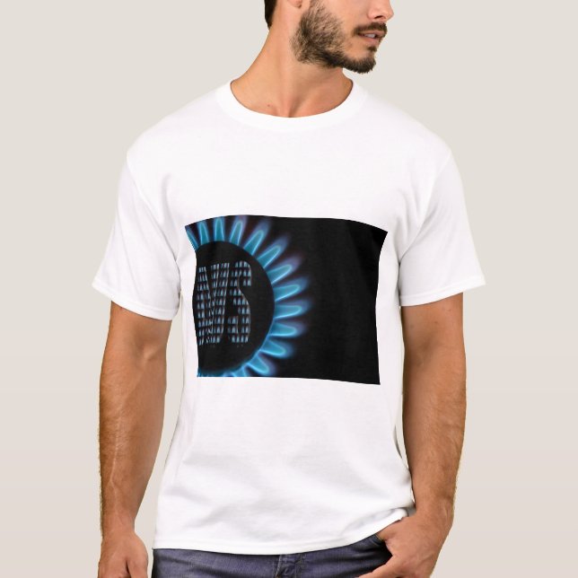 Gasflamme von einem Kochfeld mit dem Wort AUS (Deu T Shirt (Framsida)