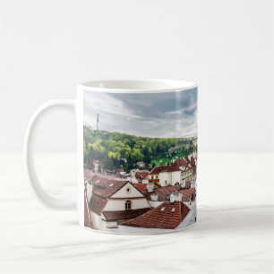 Gata i Prag i centrala staden Kaffemugg