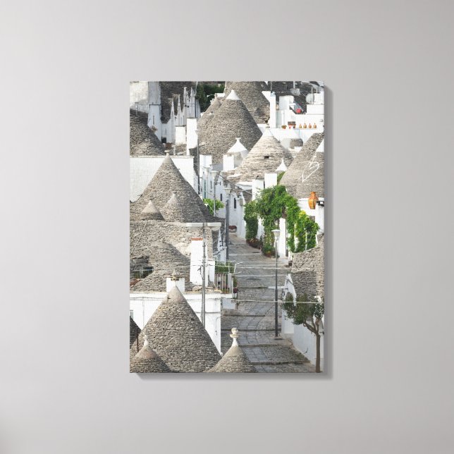 Gata med trulli-hus i Alberobello, Puglia Canvastryck (Framsida)