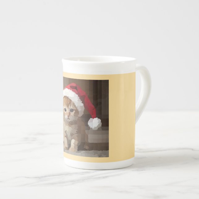 Gatinho fofo com chapéu do papai Noel. Benporslin Mugg (Framsida höger)