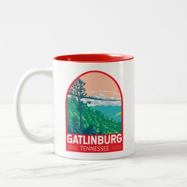Gatlinburg Tennessee Travel Art Emblem Två-Tonad Mugg (Vänster)