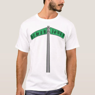 Gatuskylt med min namn på den_ t shirt