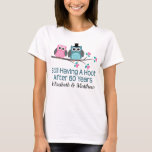 Gåva för den 60th bröllopsdagT-tröja T Shirt<br><div class="desc">Detta gulligt parar av ugglor med formulerastillbilden som har en dyft efter 60 år,  är en underbar gåvaidé för en 60th bröllopsdaggåva. Gör en underbar 60th årsdaggåva för henne eller honom med de lyckliga parpersonlignamnen.</div>
