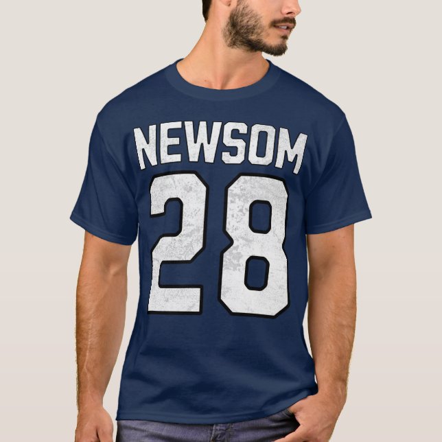 Gavin Newsom 2028 För President Nummer 28 T Shirt (Framsida)