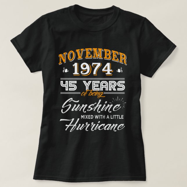 Gåvor för årsdag för November 1974 skjorta 45th T Shirt (Design framsida)