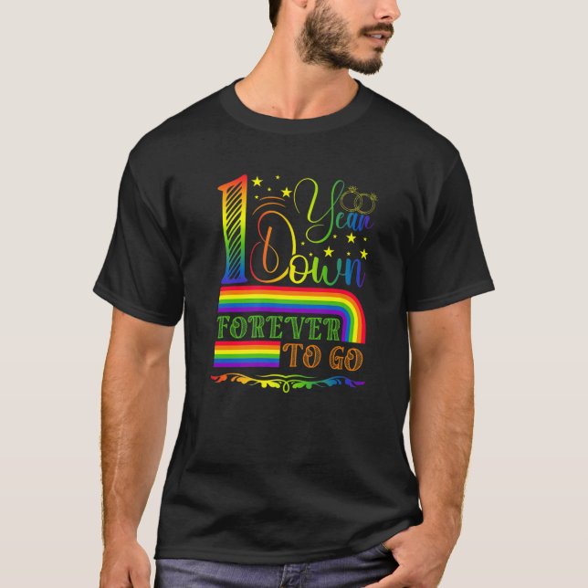 Gay Bröllop-årsdagen 1 år för att gå vidare T Shirt (Framsida)