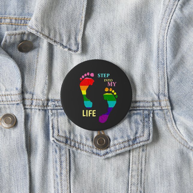 Gay LGBTQ Rainbow Pride Month Step My Life Feet Knapp (In Situ)