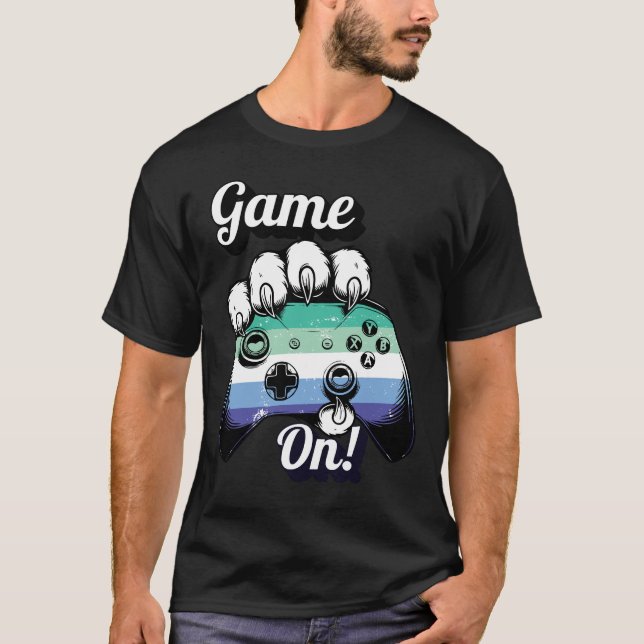 Gay MLM Pride Game On Tiger Paw Controller T-shirt (Framsida)