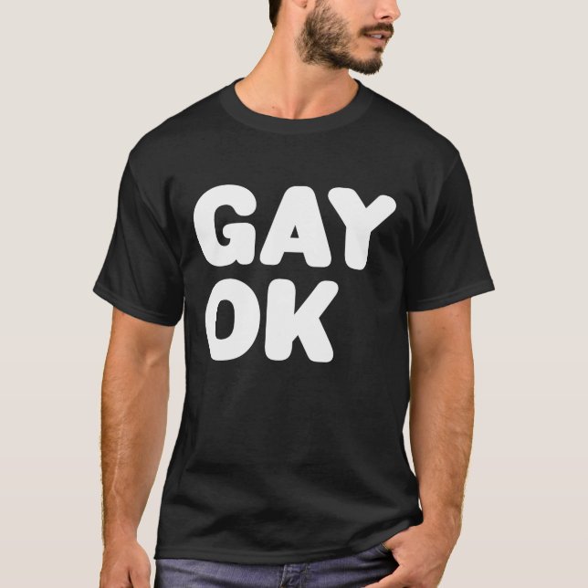 GAY OK Big Text Logotyp LGBT Design White on Black Tröja (Framsida)
