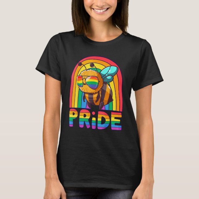 Gay Pride Bee LGBT Cute Bee Rainbow LGBT Gay Ally  T Shirt (Framsida)