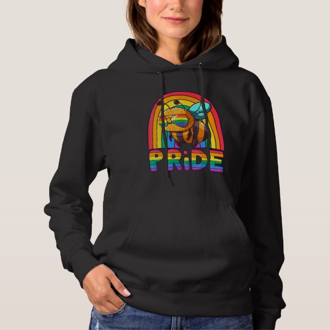 Gay Pride Bee LGBT Cute Bee Rainbow LGBT Gay Ally  T Shirt (Framsida)