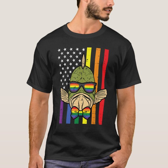 Gay Pride Fish US Rainbow Flag Lgbt Patriotic Men  T Shirt (Framsida)