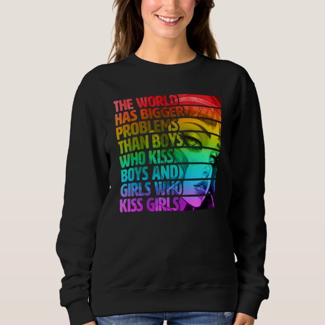 Gay Pride LGBTQ  The World Has Bigger Problems Rai T Shirt (Framsida)