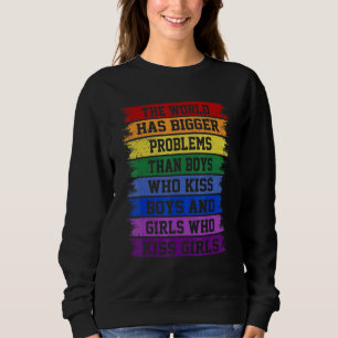 Gay pride-månaden har världen större problem t shirt