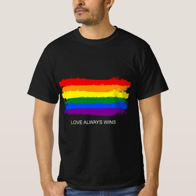 Gay pride Rainbow Equality Kärlek Wins Retro Rand T Shirt (Framsida)