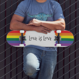Gay pride Rainbow Paint Thmet Flagga Kärlek är Kär Mini Skateboard Bräda 18,5 Cm