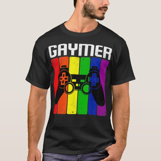 Gaymer Gay pride Rainbow Flagga Proud LGBTQ Coola  T Shirt (Framsida)