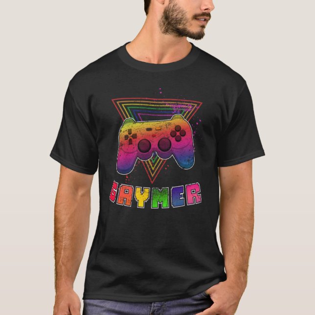 Gaymer LGBTQ Gay Video Gamer Console Rainbow Strip T Shirt (Framsida)