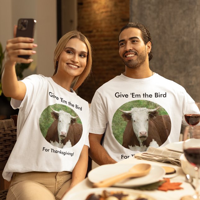 Ge föda för Thanksgiving Unisex Tee Shirt (Give Em the Bird For Thanksgiving Unisex T-Shirt)