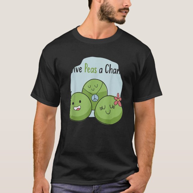Ge Peas a Chance Funny Food Pun klädel T Shirt (Framsida)
