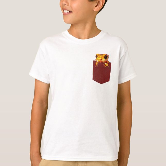 Gecko i färg i Pocket T-Shirt (Framsida)