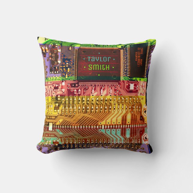 Geek & Glitch-kretskort robot Namn Kudde (Framsida)