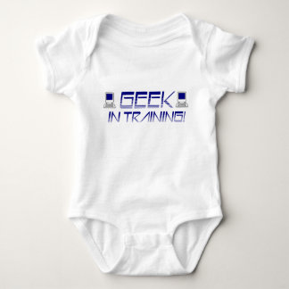 Geek i utbildning t shirt