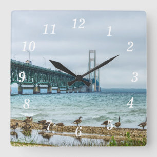 Geese at Mighty Mac Wall Clock Fyrkantig Klocka