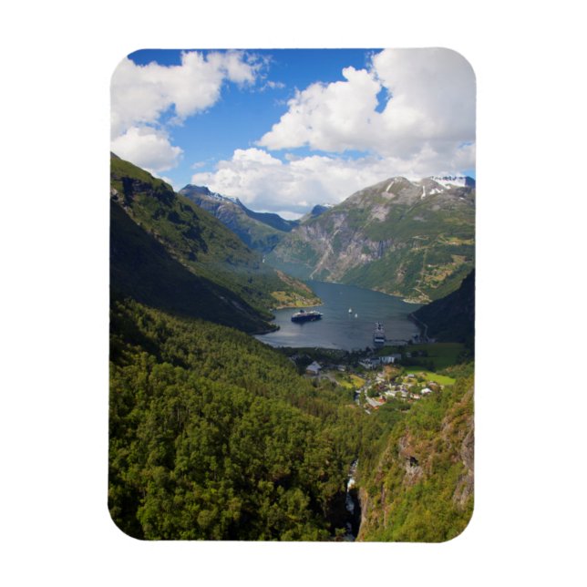 Geiranger fjordlandskap, Norge Magnet (Vertikal)