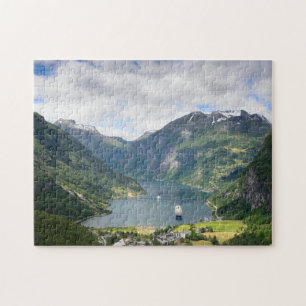 Geirangerfjord beskådar i norgepussel pussel