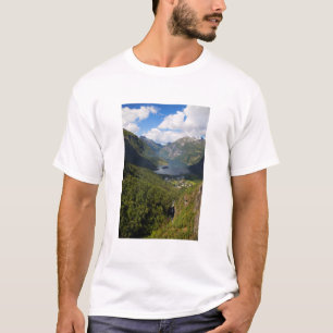 Geirangerfjordens landskap, Norge T-shirt