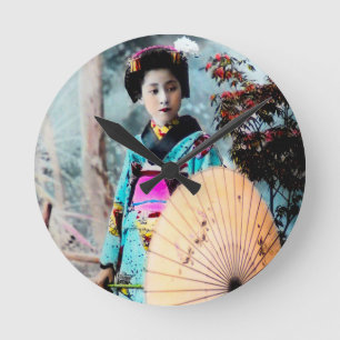 Geisha med Wagasa en papper ett slags Rund Klocka