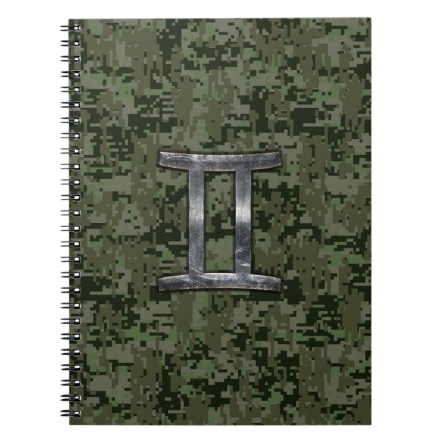 Gemini Zodiac-tecken på Grönt Digital Camo Anteckningsbok (Framsidan)