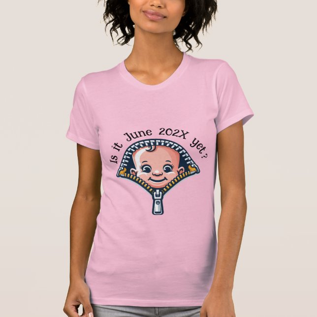 Genderna om babydusch var roligt med datummeddelan t shirt (Framsida)