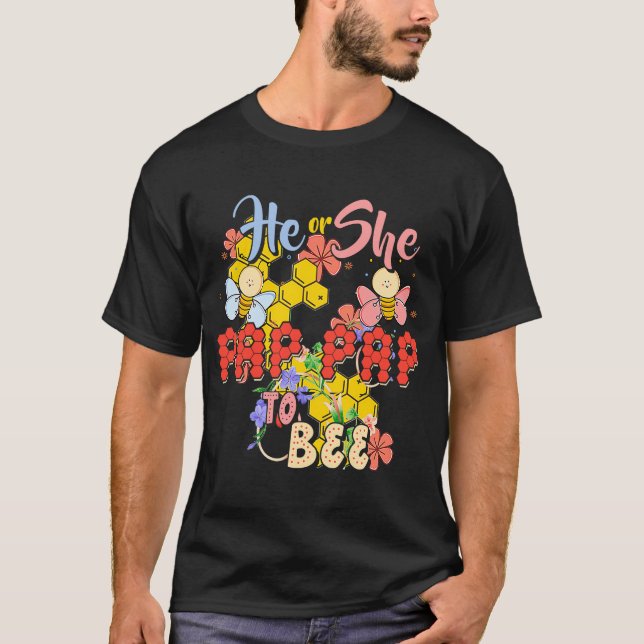 Genderna visar vad han eller hon kommer att bli. t shirt (Framsida)